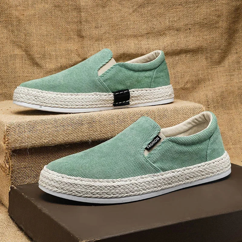 Elegante Canvas-Schuhe zum Reinschlüpfen