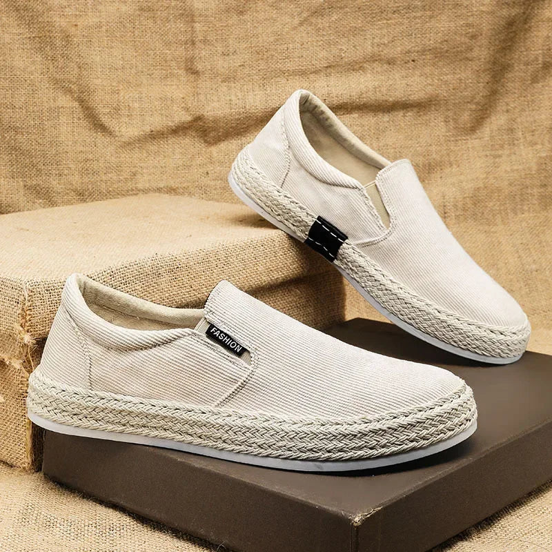 Elegante Canvas-Schuhe zum Reinschlüpfen