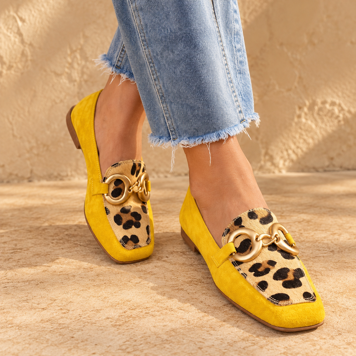 Berta Slipper single