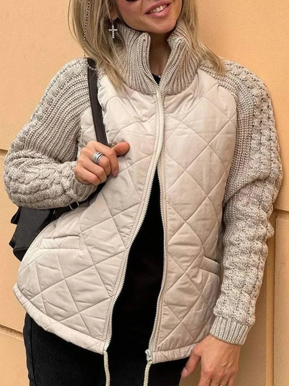 Nerida™ | Strickjacke mit Zopfmuster-Ärmeln