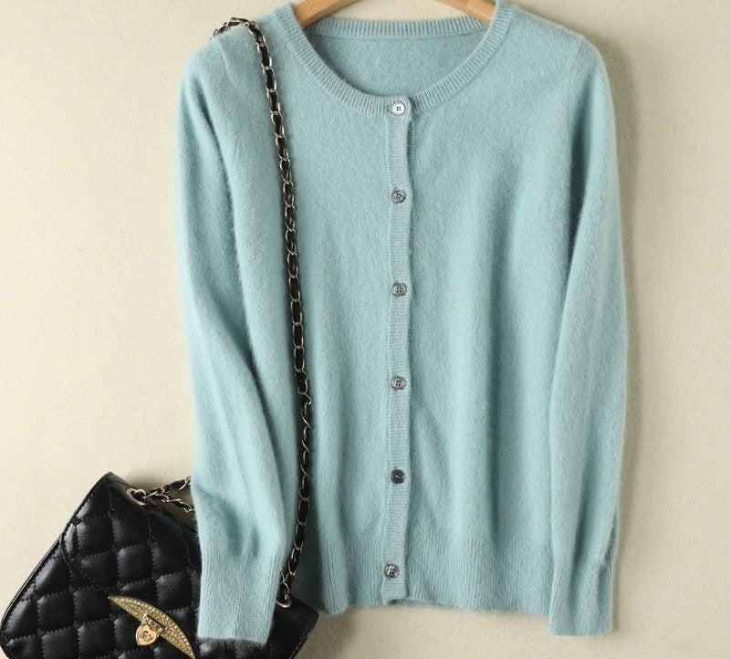 Liesel™ | Flauschige Strickjacke mit Rundhals und Knopfleiste
