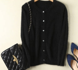 Liesel™ | Flauschige Strickjacke mit Rundhals und Knopfleiste